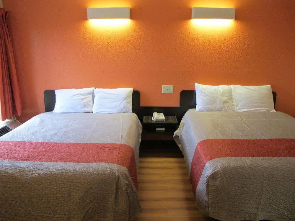 利伯蒂维尔6号汽车旅馆 外观 照片